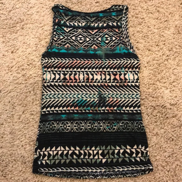 Like new! BKE buttery soft Aztec tank! 🖤 - Picture 4 of 4
